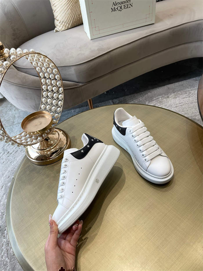 ale*d*r M*Q*en oversized