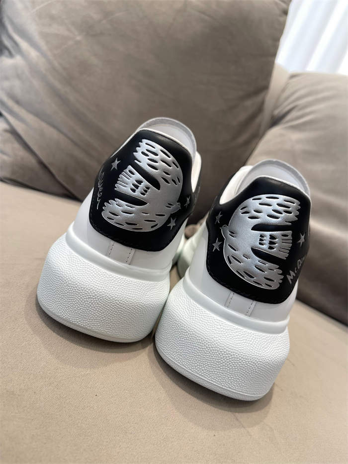 ale*d*r M*Q*en oversized