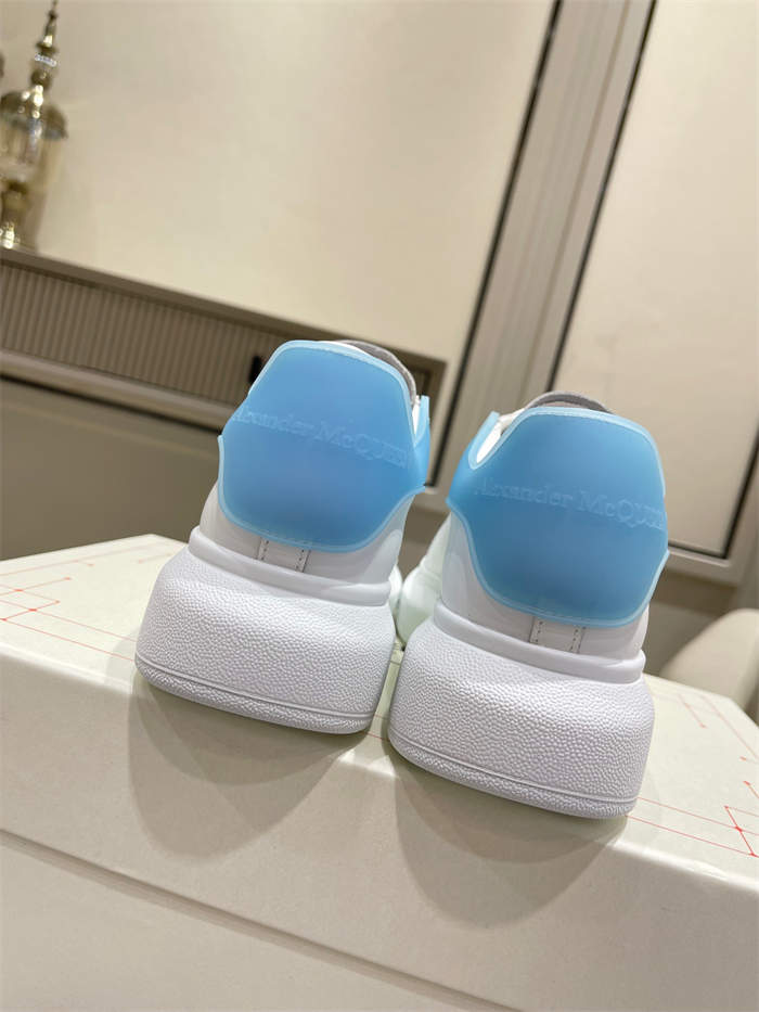 ale*d*r M*Q*en oversized