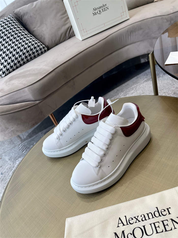 ale*d*r M*Q*en oversized