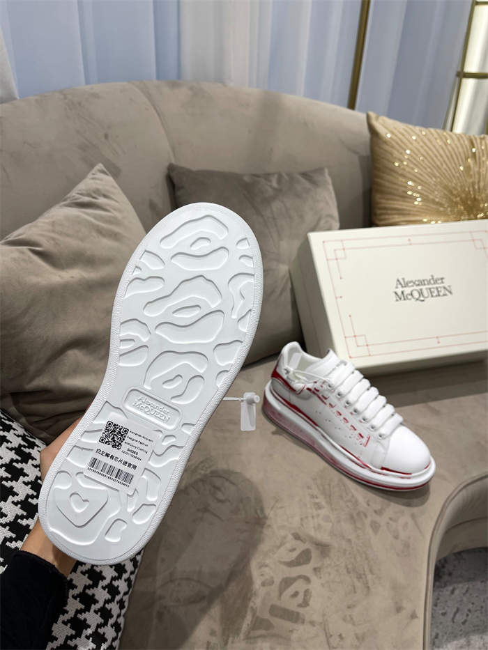 ale*d*r M*Q*en oversized