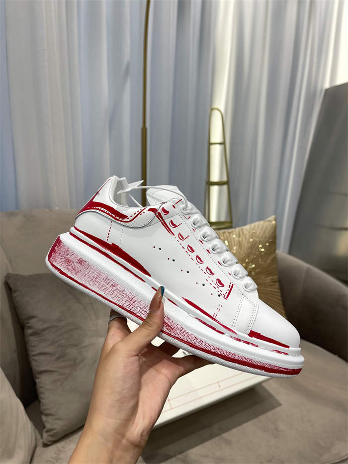 ale*d*r M*Q*en oversized