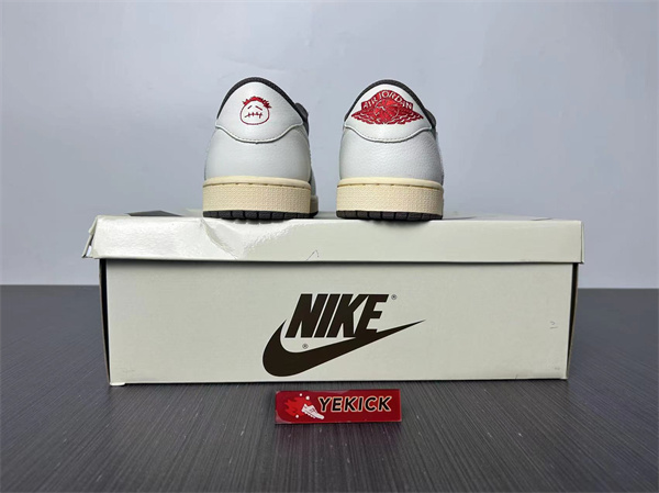 Jordan1 Travis Scott Reverse Mocha DM7866-162