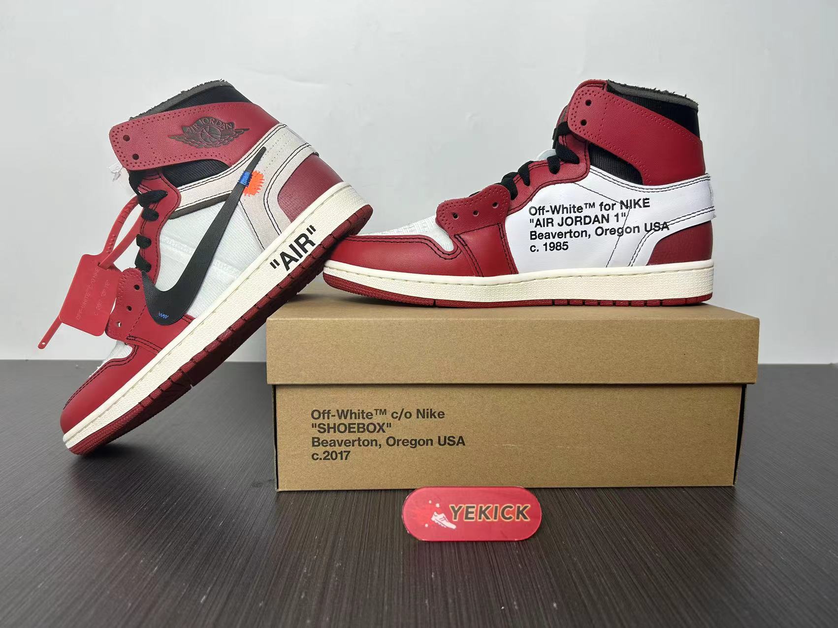 OFF-WHITE x Air Jordan 1