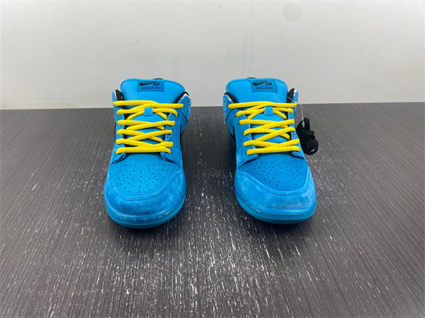 The Powerpuff Girls x Nike SB Dunk Low “Buttercup”