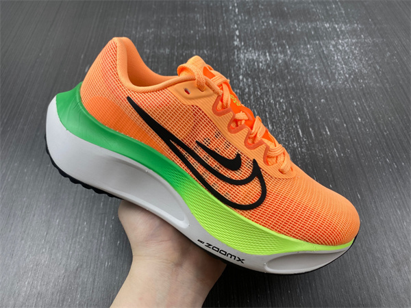 Nike Zoom Fly 5
