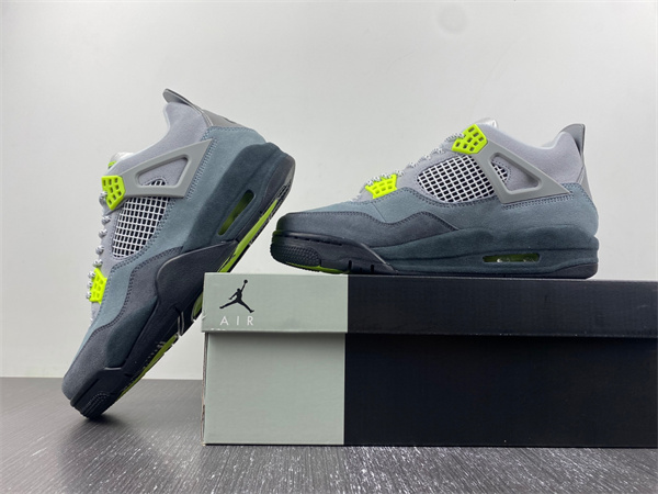 Jordan4 SE 95 Neon CT5342-007