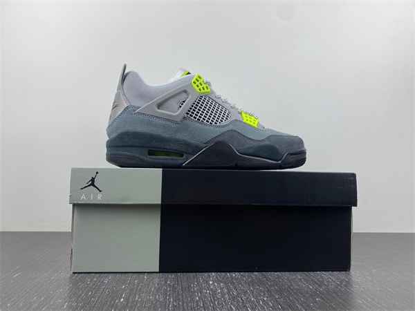Jordan4 SE 95 Neon CT5342-007