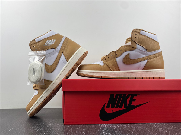 Air Jordan 1 High OG WMNS “Praline”