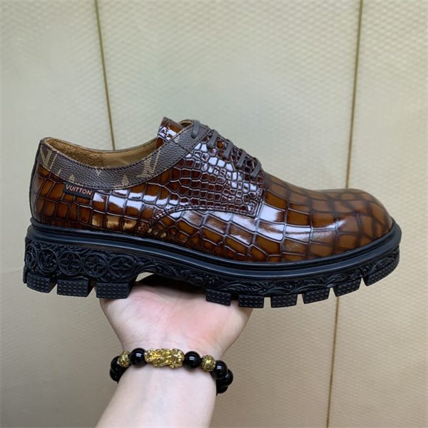 Lv Loafer 002