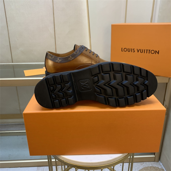Lv Loafer 008