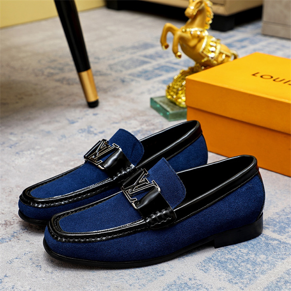 Lv Loafer 011