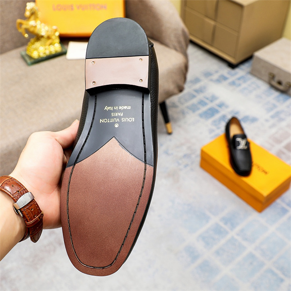 Lv Loafer 027