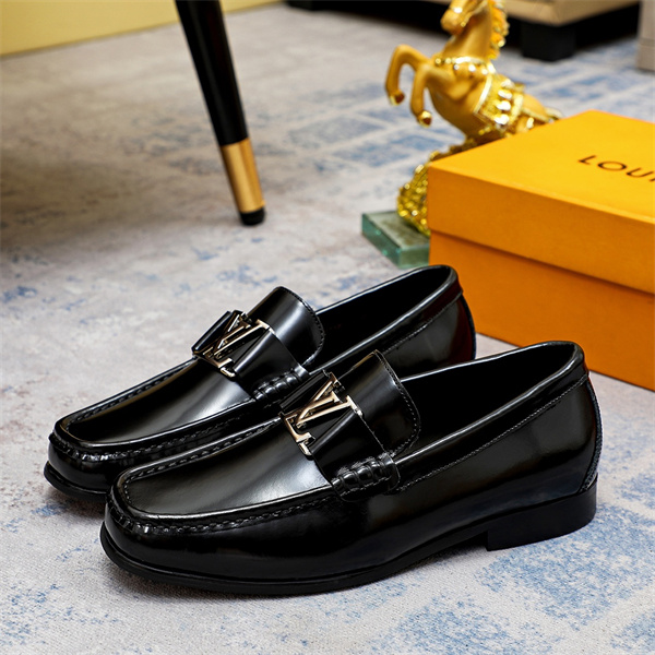 Lv Loafer 028