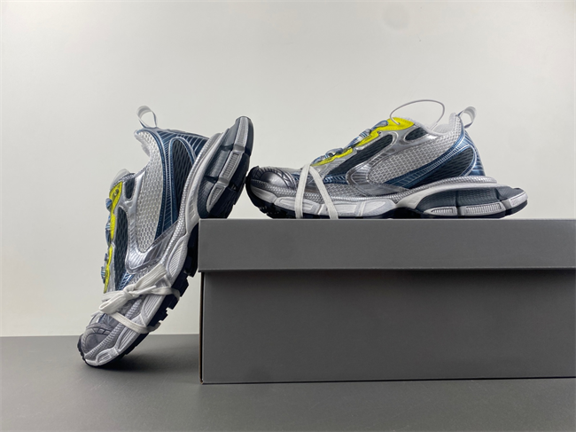 十IAGA -PHANTOM SNEAKER  734734 W3XL5-9047