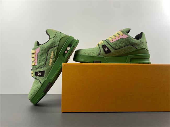 l**is V*t*n lv trainer 20