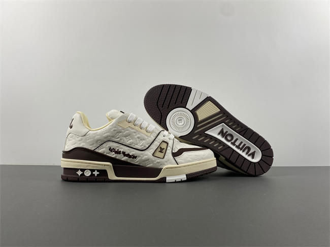 l**is V*t*n lv trainer 25