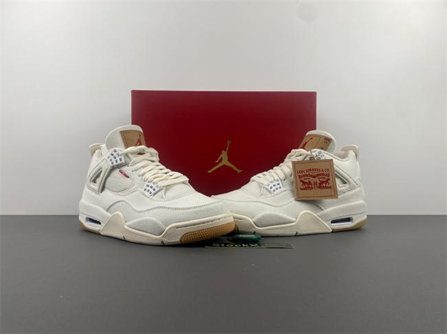 Levi’s x Air Jordan 4 “White”  AO2571-100