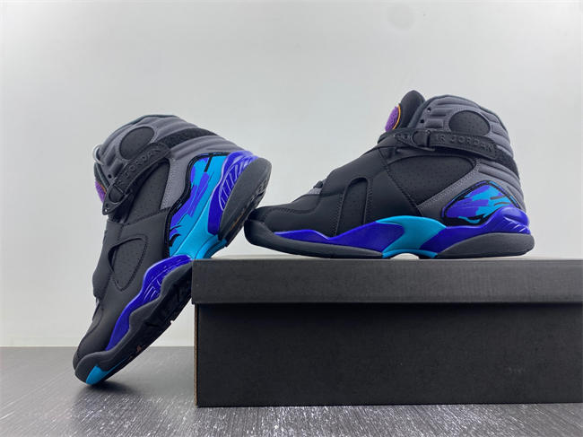 Air Jordan 8 “Aqua”   305381-025
