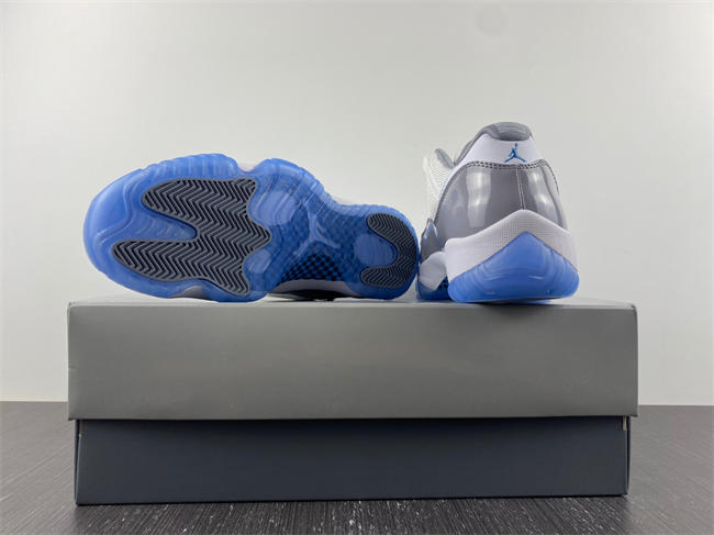 Air Jordan 11 Low “Cement Grey”  AV2187-140