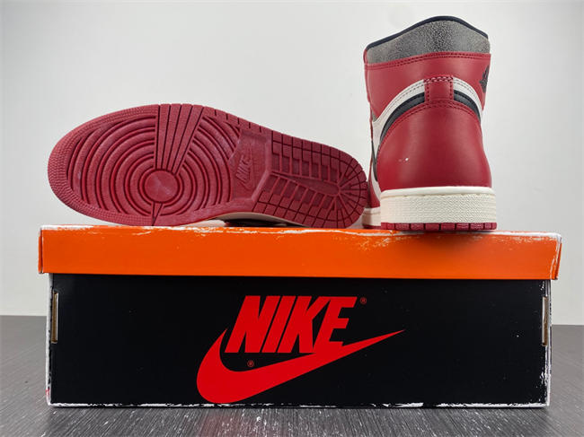 Air Jordan 1 High OG “Chicago Reimagined”  DZ5485-612