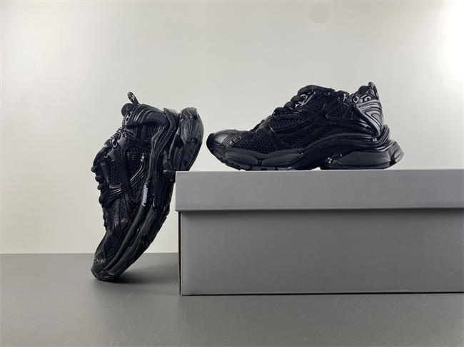 Ba*len*cia*ga  772767-w3rny-0135