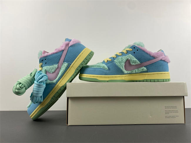 Verdy x Nike SB Dunk Low “Visty”  FN6040-400