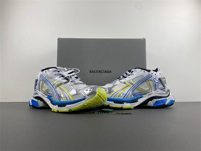 7.5Ba*len*cia*ga  772774-w3rny-0213