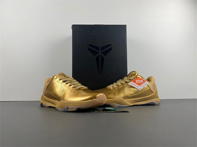 ZOOM KOBE 5  DB4796-555