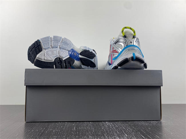 7.0 Ba*len*cia*ga 772774-w3rbw-9645