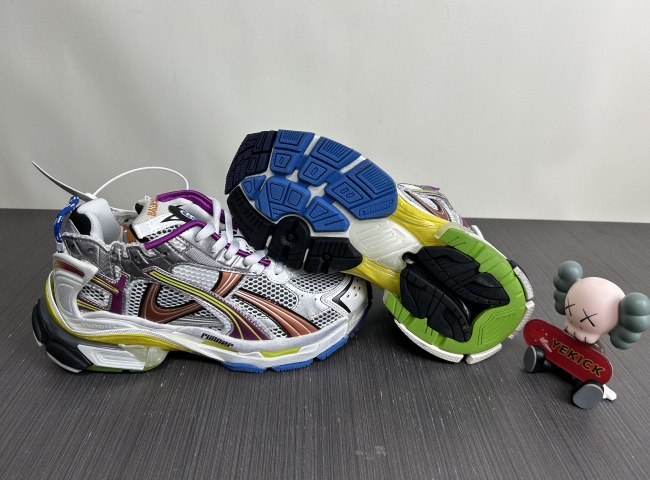 Ba*len*cia*ga -runner 677403 w3rb6 8123