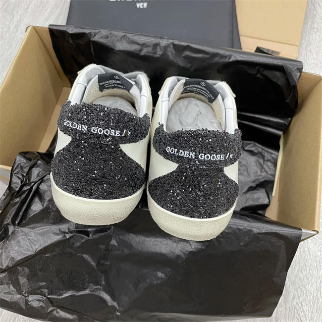 Golden Goose Sneaker