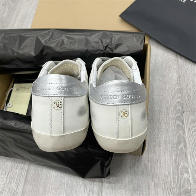 Golden Goose Sneaker