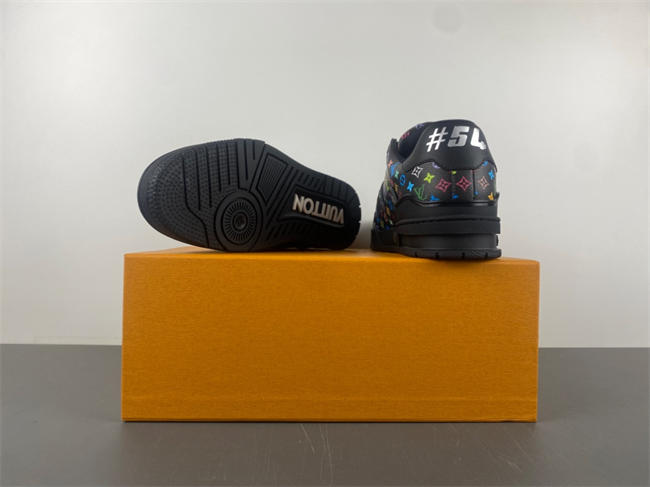 l0*is V*t0n lv trainer 112