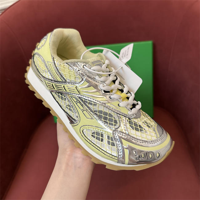 bo*te*ga Ve*ne*ta sneaker