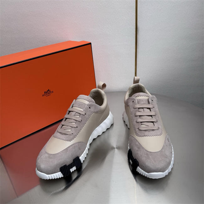 H**mes sneaker