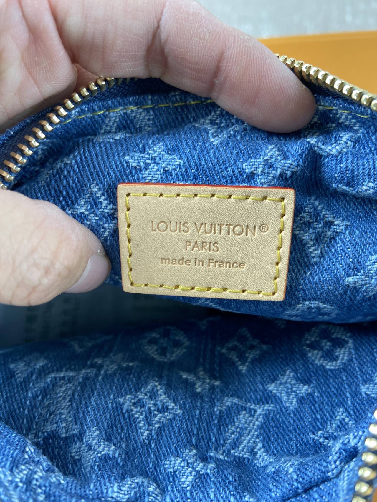 LV BAG