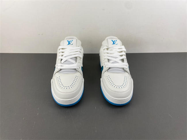 l0*is V*t0n lv trainer