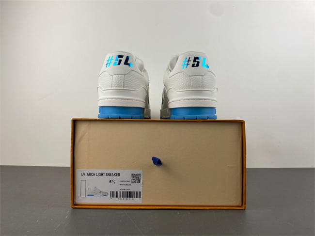 l0*is V*t0n lv trainer