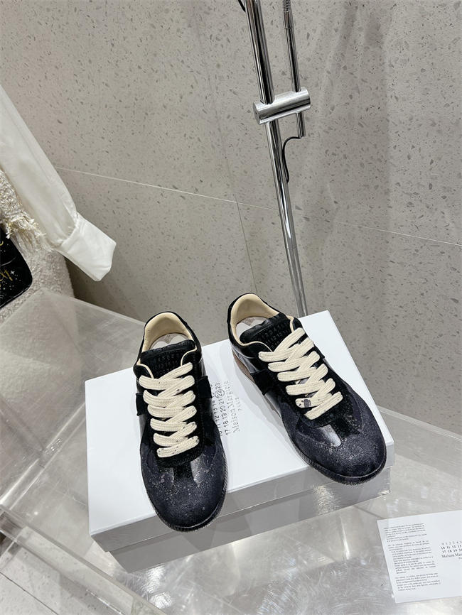 ma*s*n martin Ma*i*la sneaker