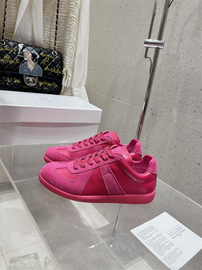 ma*s*n martin Ma*i*la sneaker