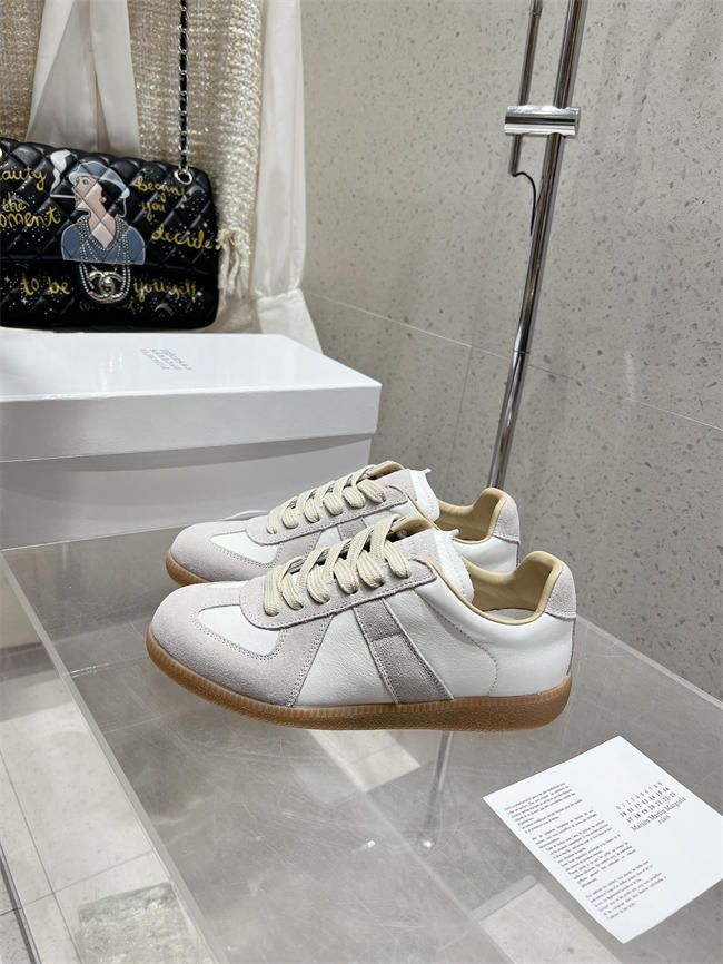 ma*s*n martin Ma*i*la sneaker