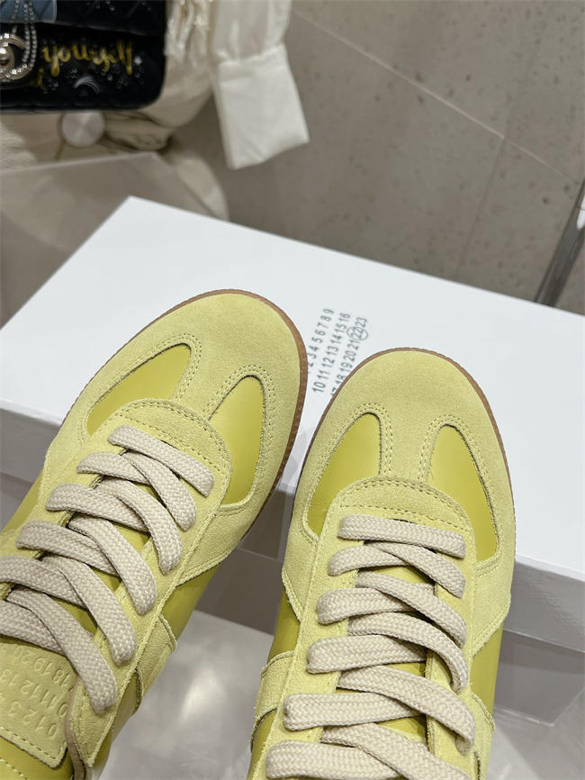 ma*s*n martin Ma*i*la sneaker